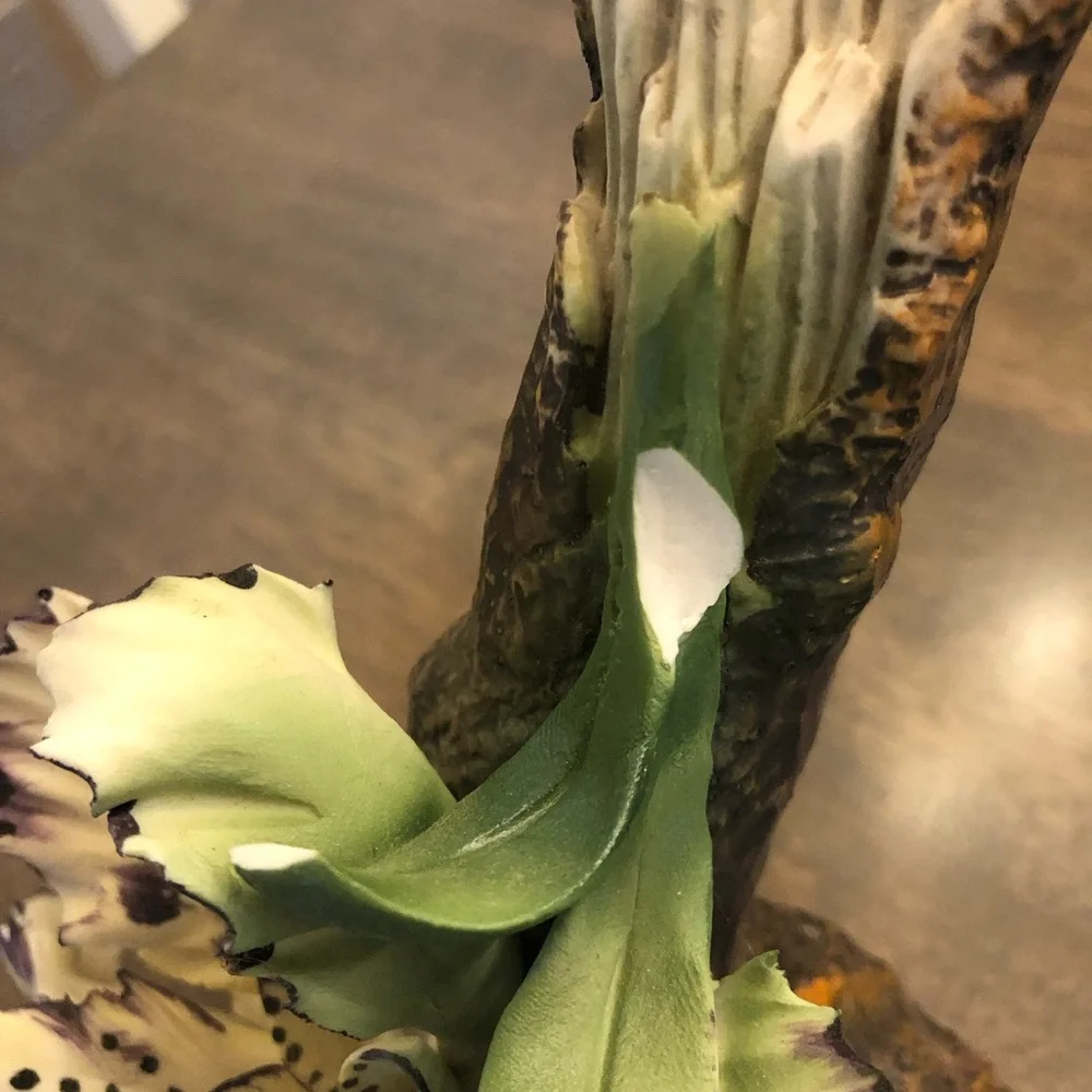 Capodimonte Porcelain White and Purple Iris Flowers on a Tree Stump